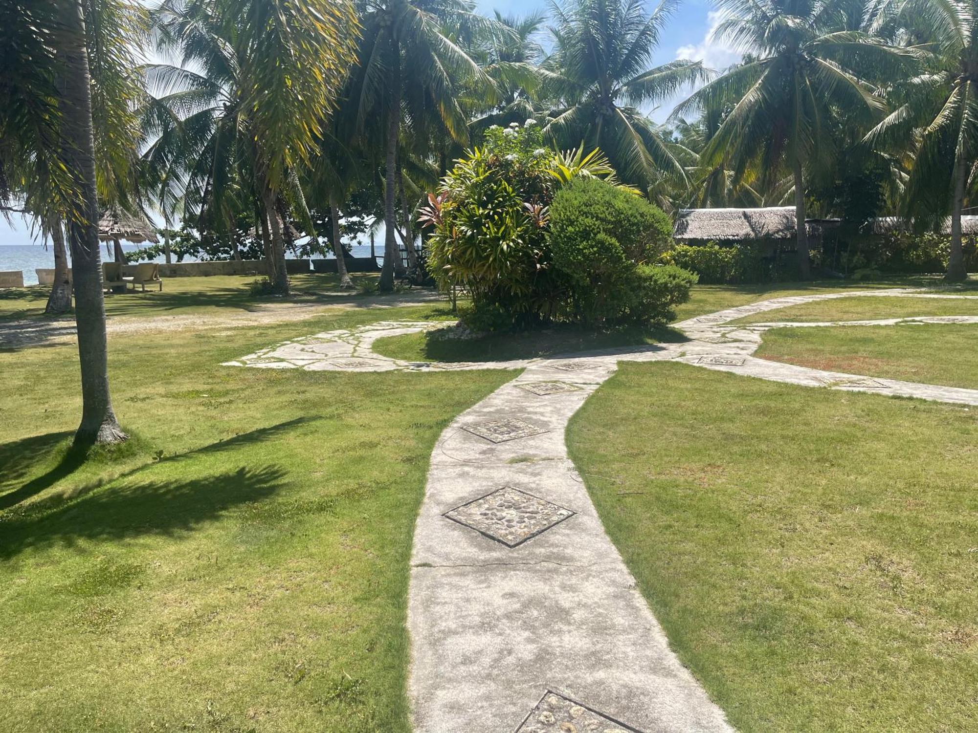 Cliff Side Beach Resort And Cottages Siquijor Buitenkant foto